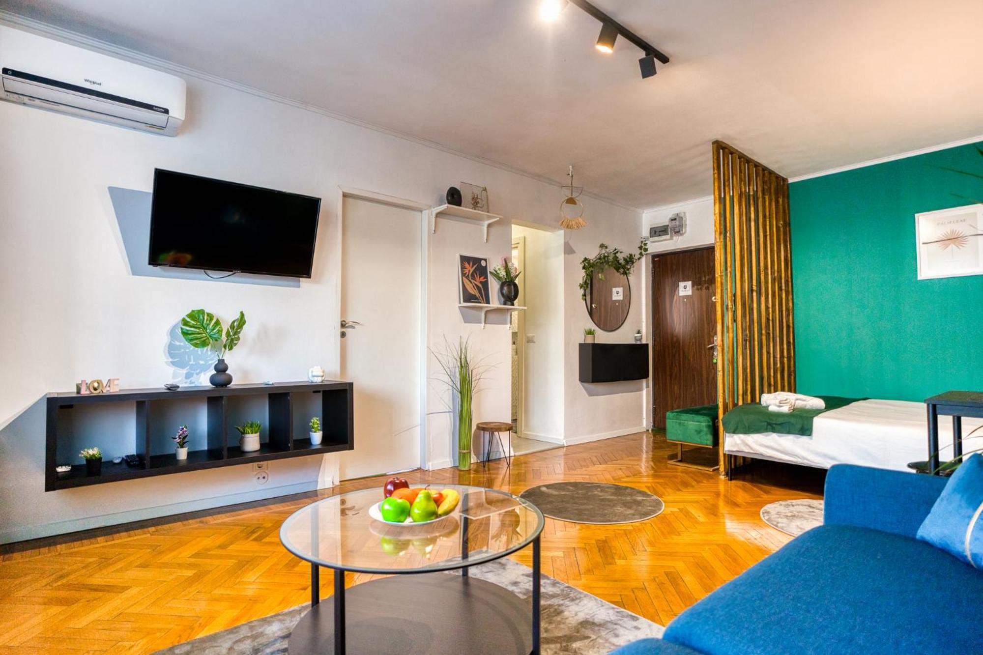 Hacienda Royal Palace - Central Designer Apartment Bucureşti Exterior foto